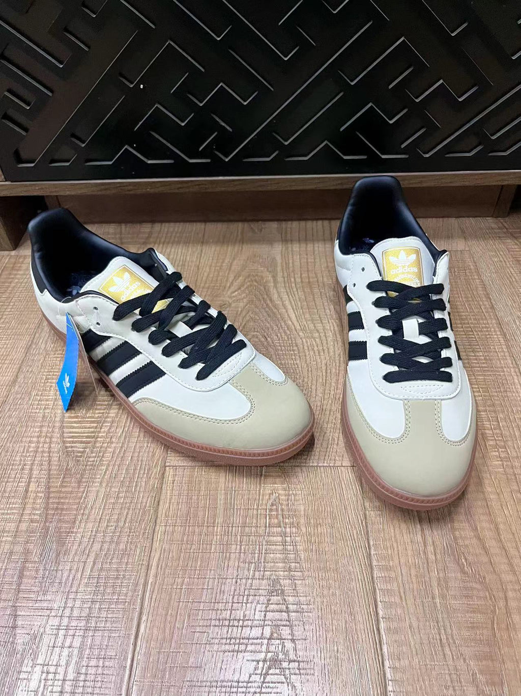 adidas Samba Low-Top Sneakers White Black Gum Sole