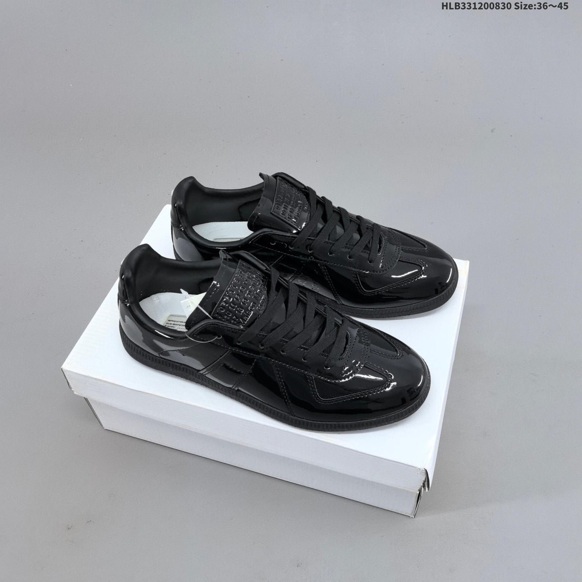 Maison Margiela Replica Low-Top Sneakers