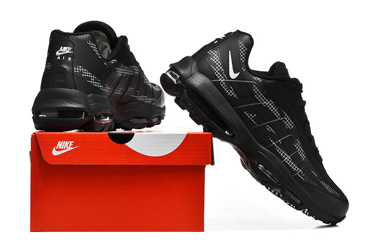Nike Air Max 95 Black Patterned Sneakers