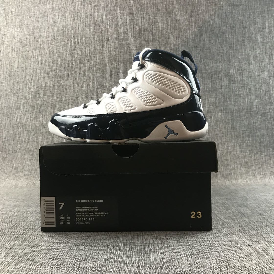 Jordan Air Jordan 9 Retro UNC High-Top Sneakers 302370-145