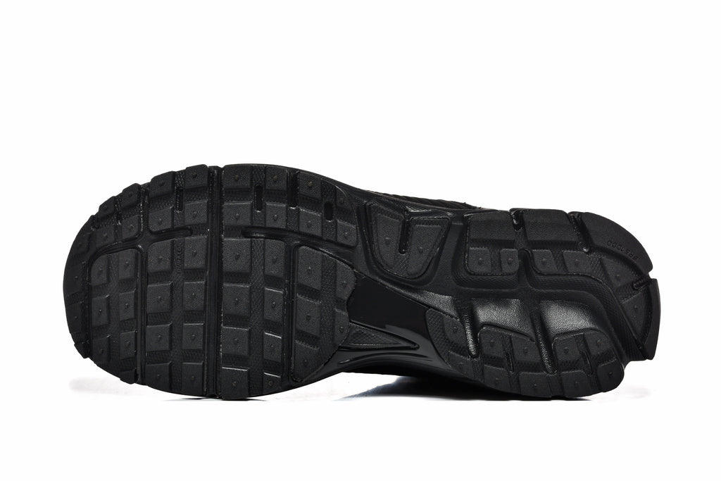 Nike Vomero 5 Black Running-Style Sneakers