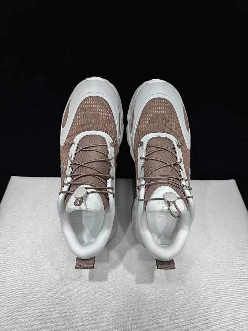 LOEWE x On Cloudventure 3.0 Sneakers Beige Brown