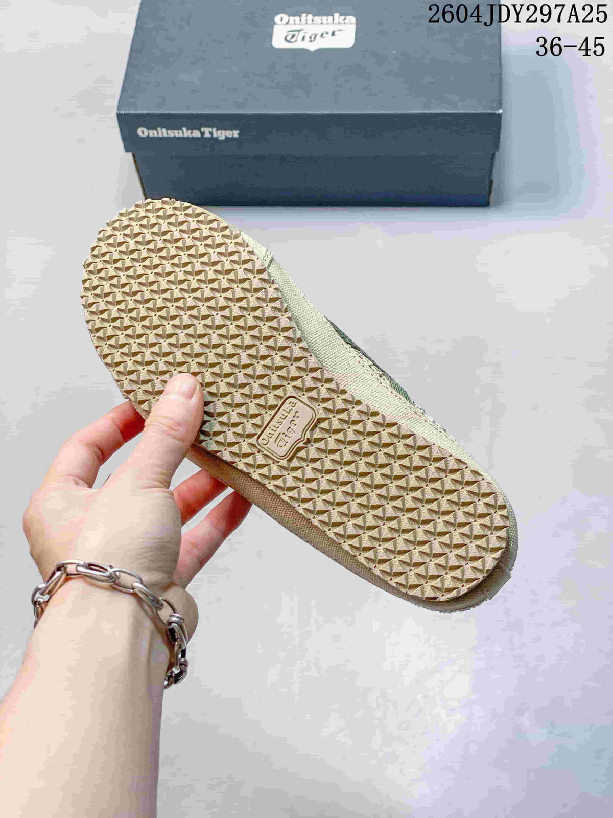 Onitsuka Tiger Mexico 66 Sabot Beige Green 2604JDY297A25