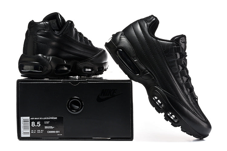Nike Air Max 95 Lux/Supreme Black Sneakers