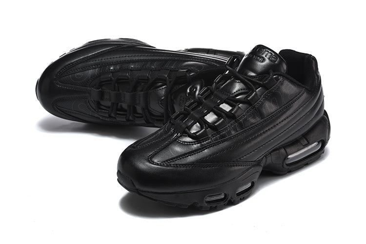 Nike Air Max 95 Lux/Supreme Black Sneakers