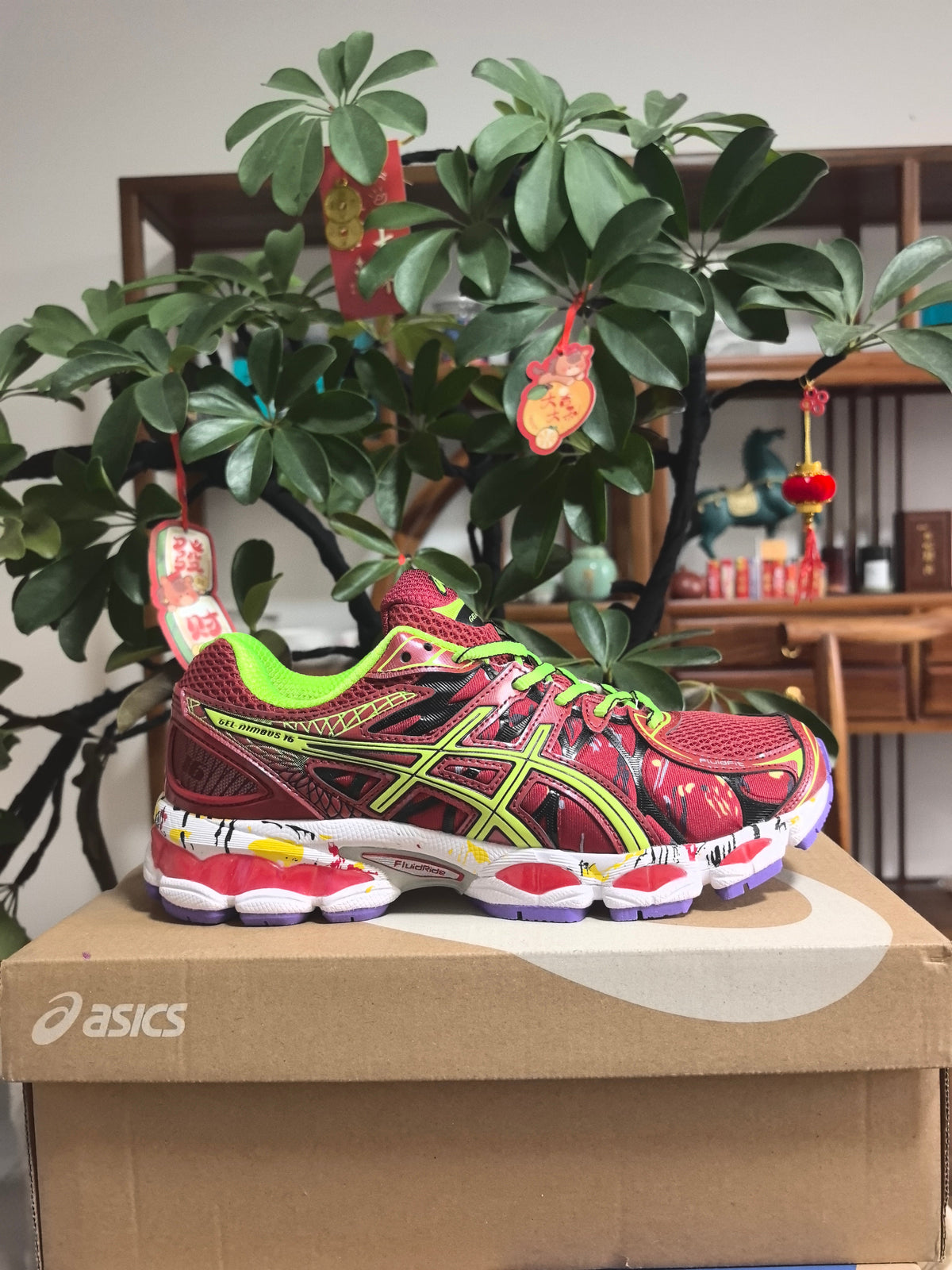 ASICS GEL-NIMBUS 16 Sneakers, Burgundy and Lime