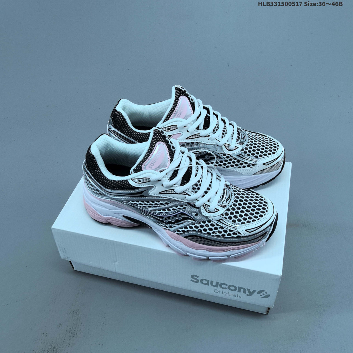 Saucony ProGrid Omni 9 Retro Running Sneakers