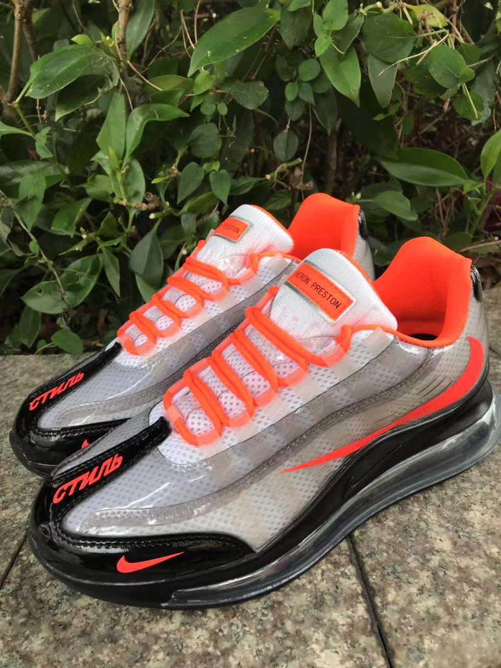 Nike Air Max 720 Sneakers White Black Bright Orange