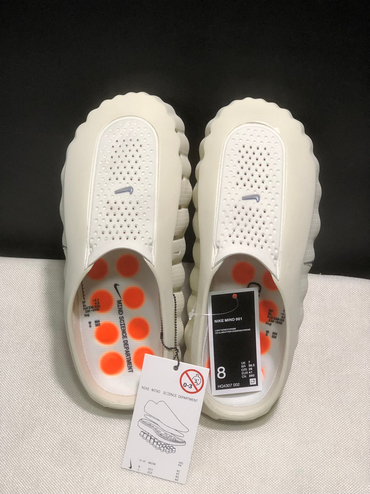 Nike Mind 001 Slides Light Bone Chrome HQ4307-002