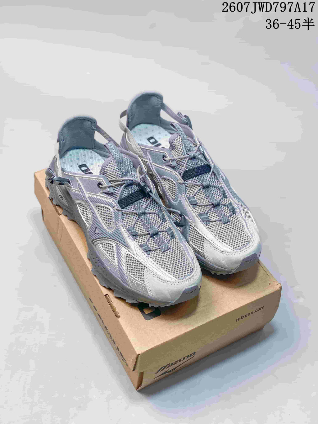 Mizuno Sportstyle 2607JWD797A17 Silver Gray Sneakers