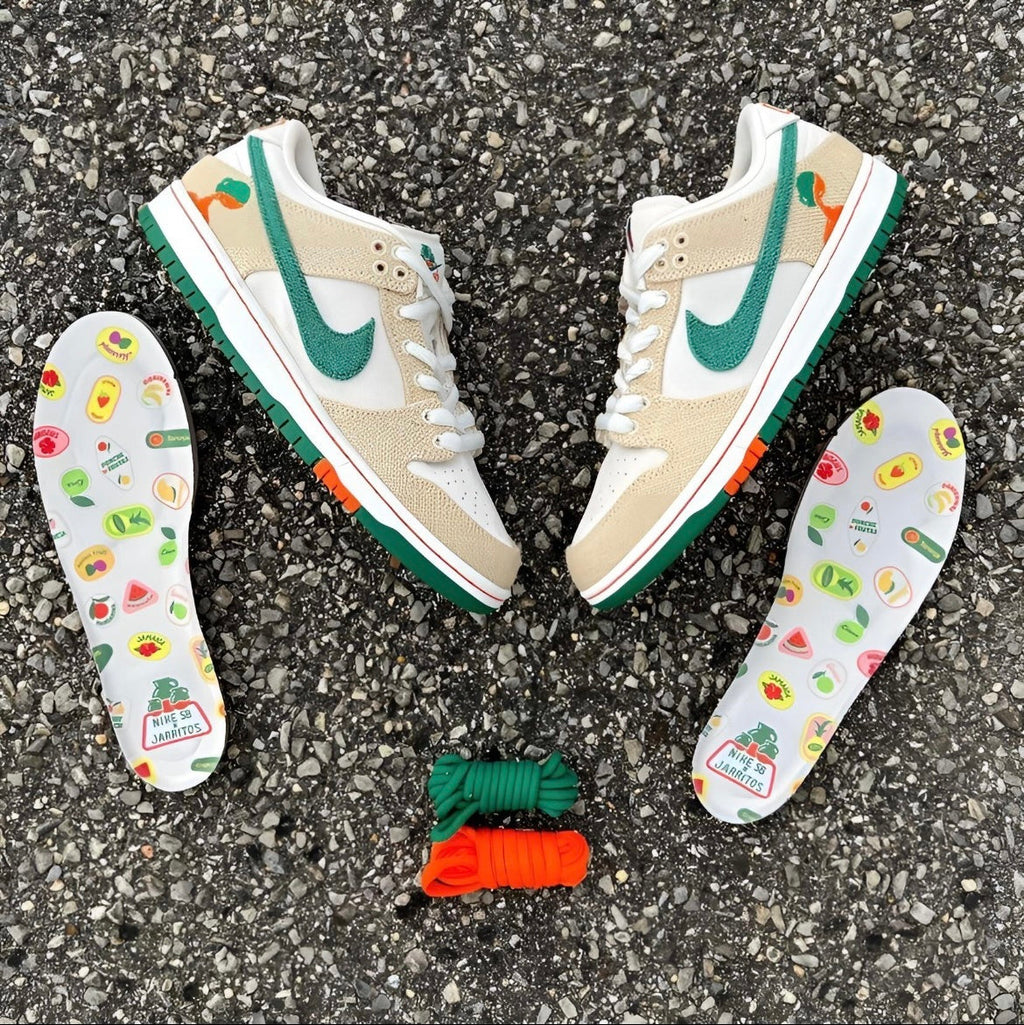 Nike SB Dunk Low Jarritos Collaboration Sneakers FD0860-001