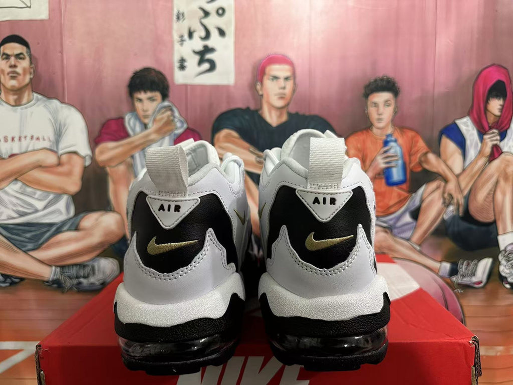 Nike Air More Uptempo White and Black Sneakers