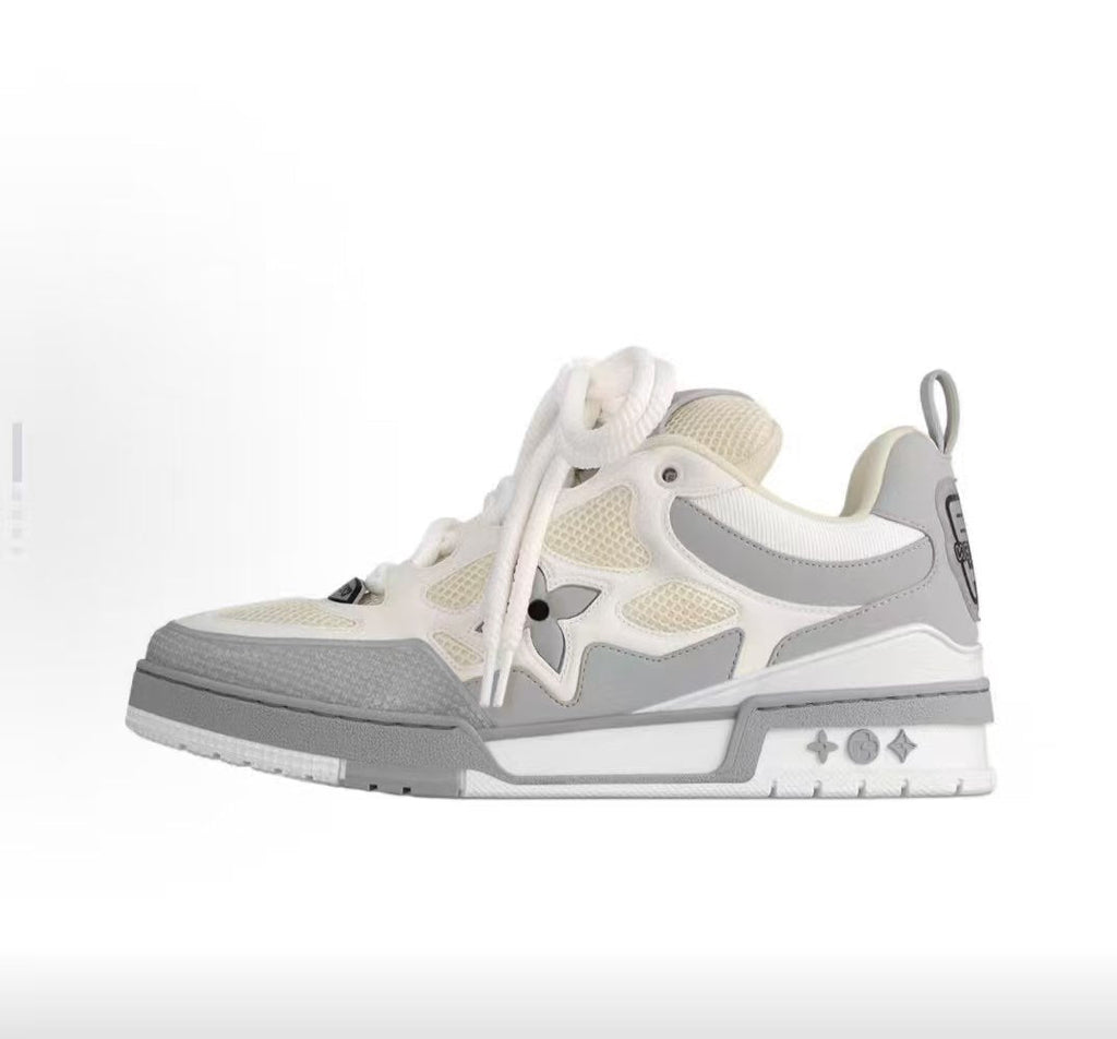 Four-Leaf Motif Low-Top Sneakers in Multiple Colors