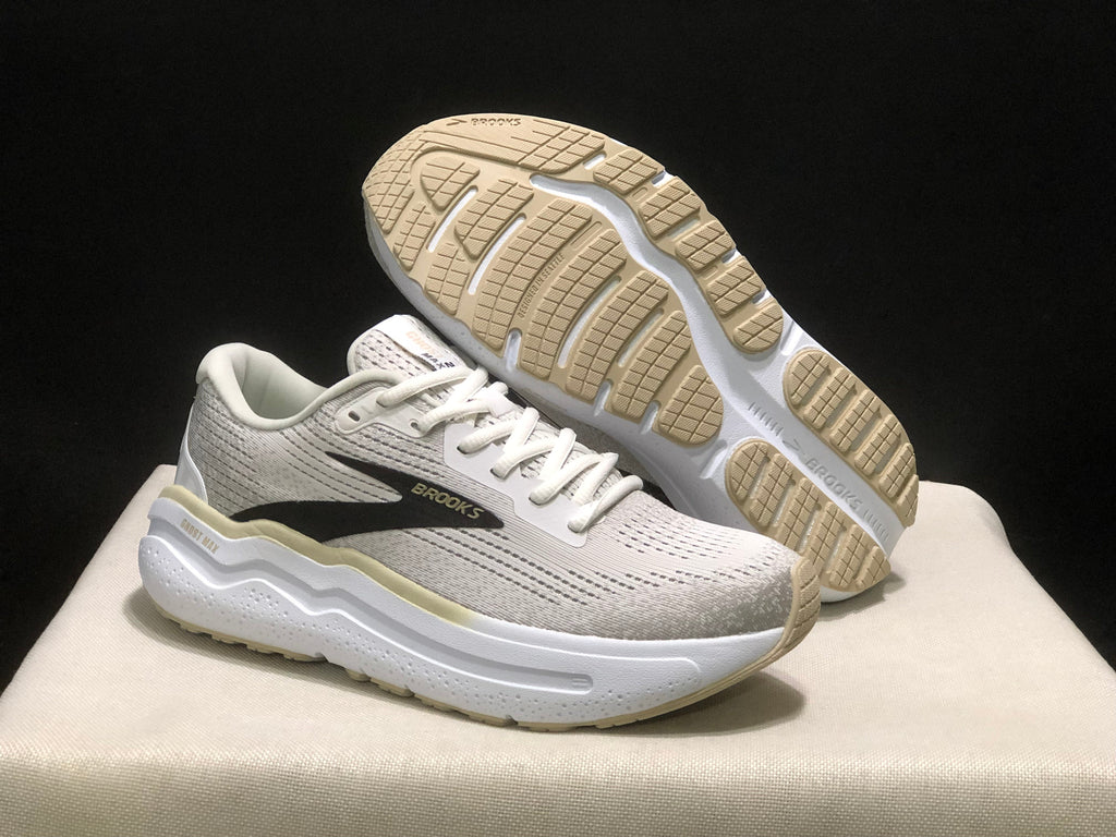 Brooks Ghost Max 2 Running Shoes