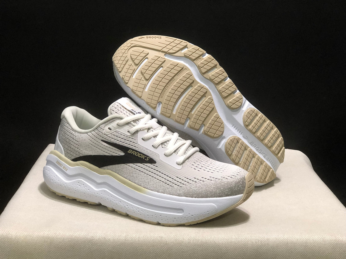 Brooks Ghost Max 2 Running Shoes