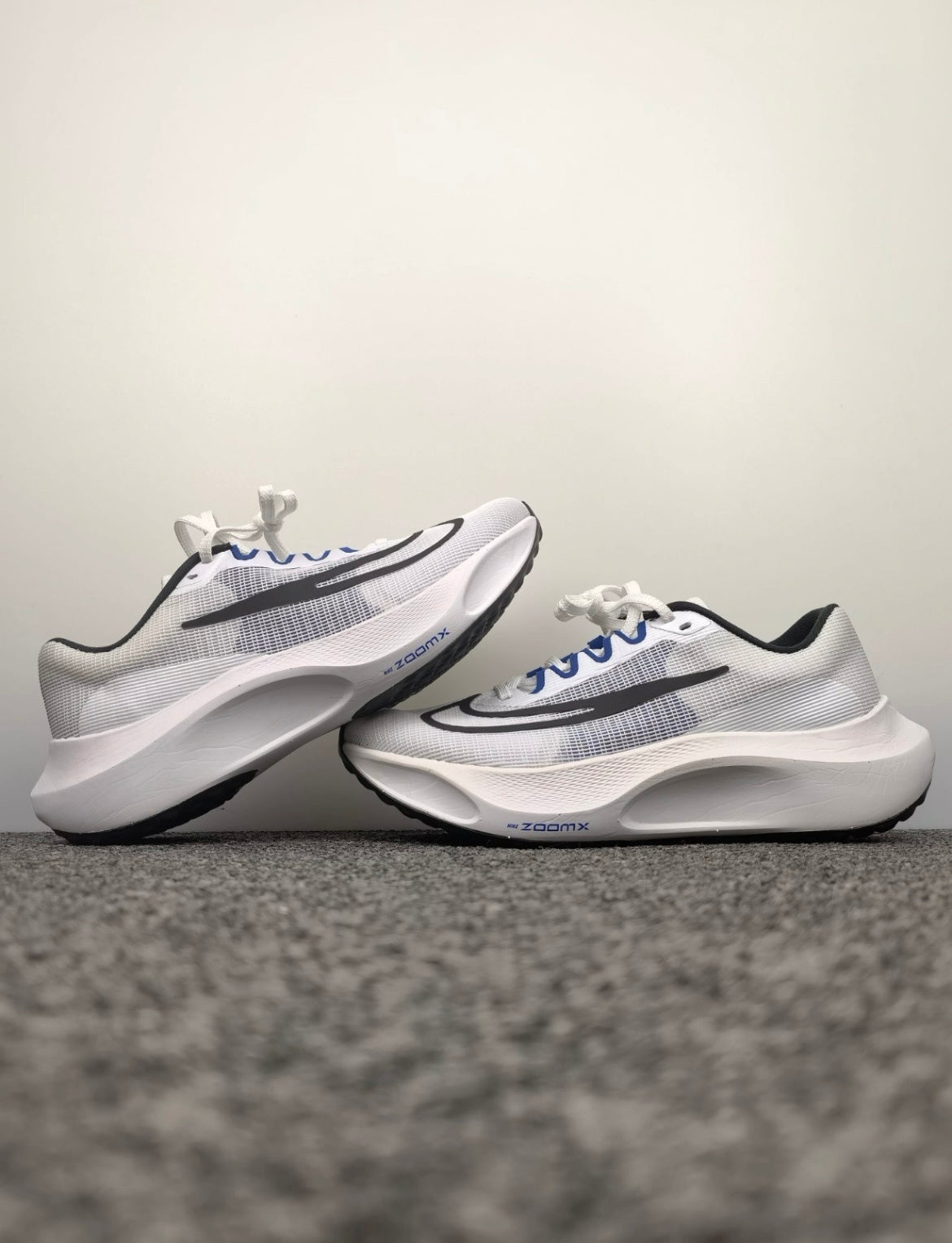 Nike Zoom Fly 5 Running Shoes White Black DZ2769-101