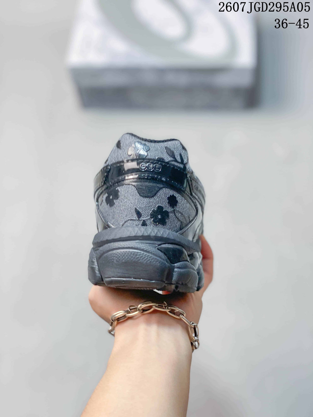 ASICS Gel-Cumulus 16 Floral Gray Sneakers