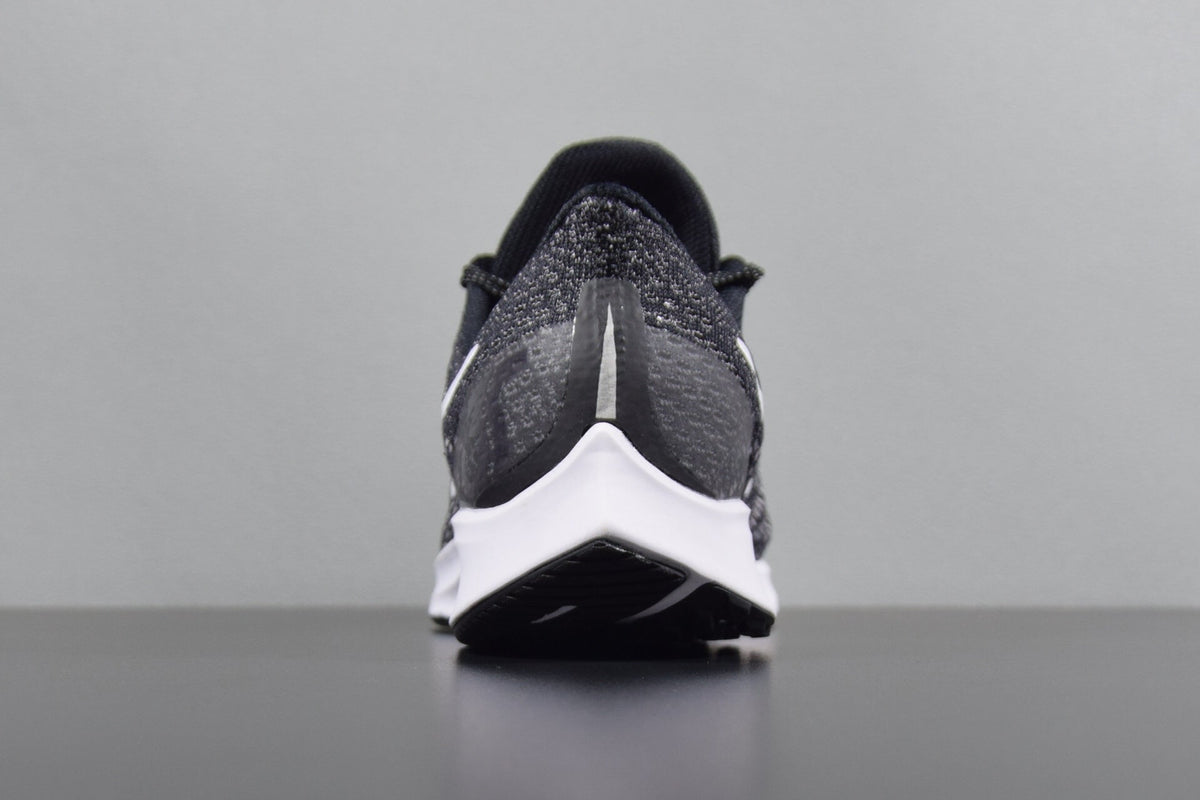 Nike Air Zoom Pegasus 35 Running Shoes Black White 942851-001