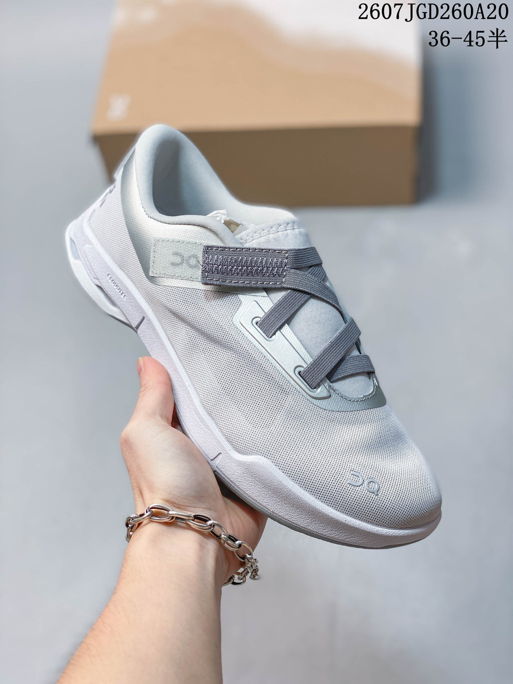 On Cloudnova Sneakers Light Gray White