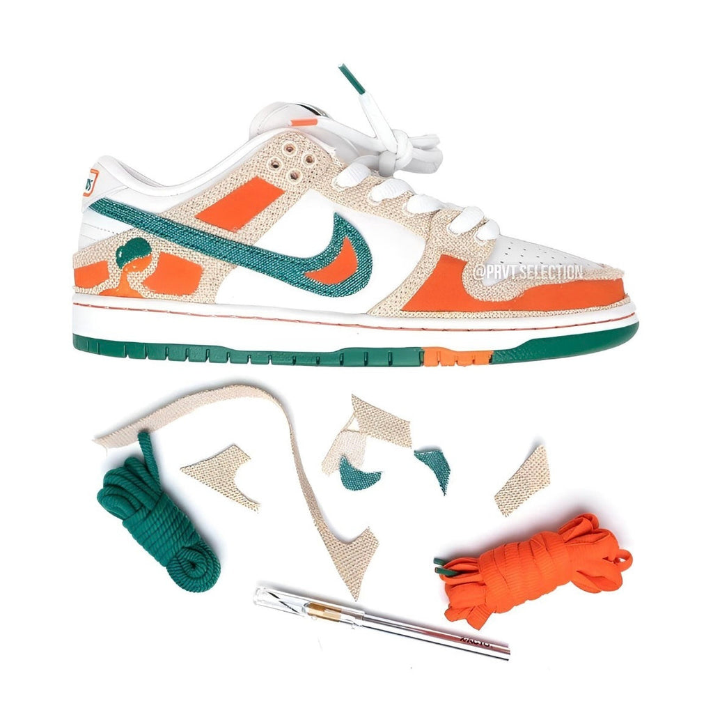 Nike SB Dunk Low Jarritos Collaboration Sneakers FD0860-001