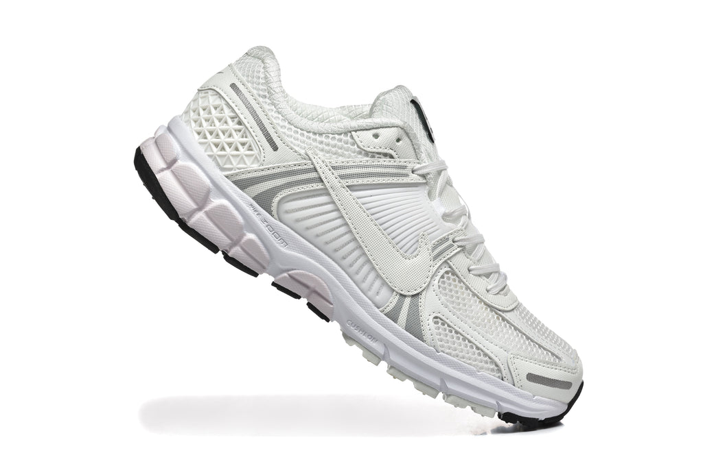 Nike Vomero 5 White and Grey Sneakers
