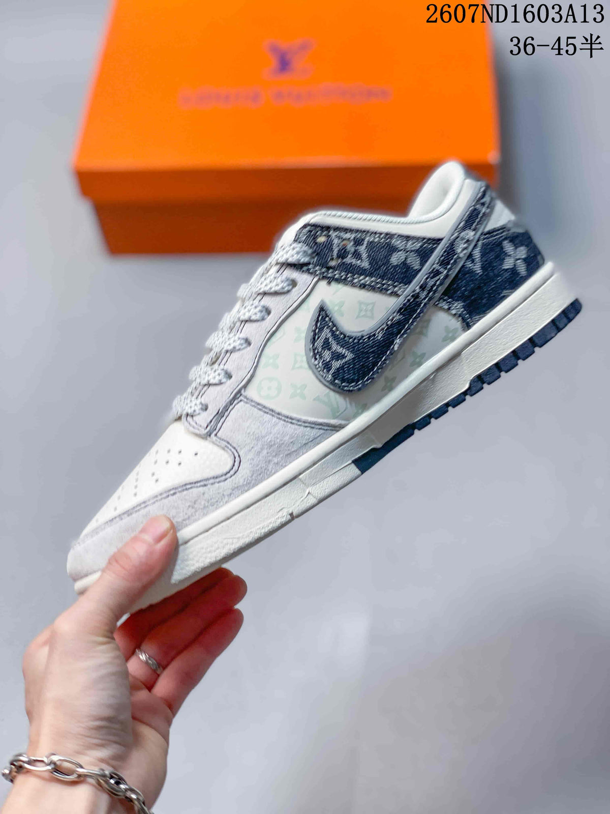 Nike SB Dunk Low LV-Pattern Grey White Sneakers