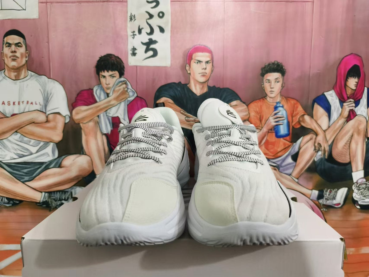 Li-Ning Basketball Shoes White Black Graffiti Style