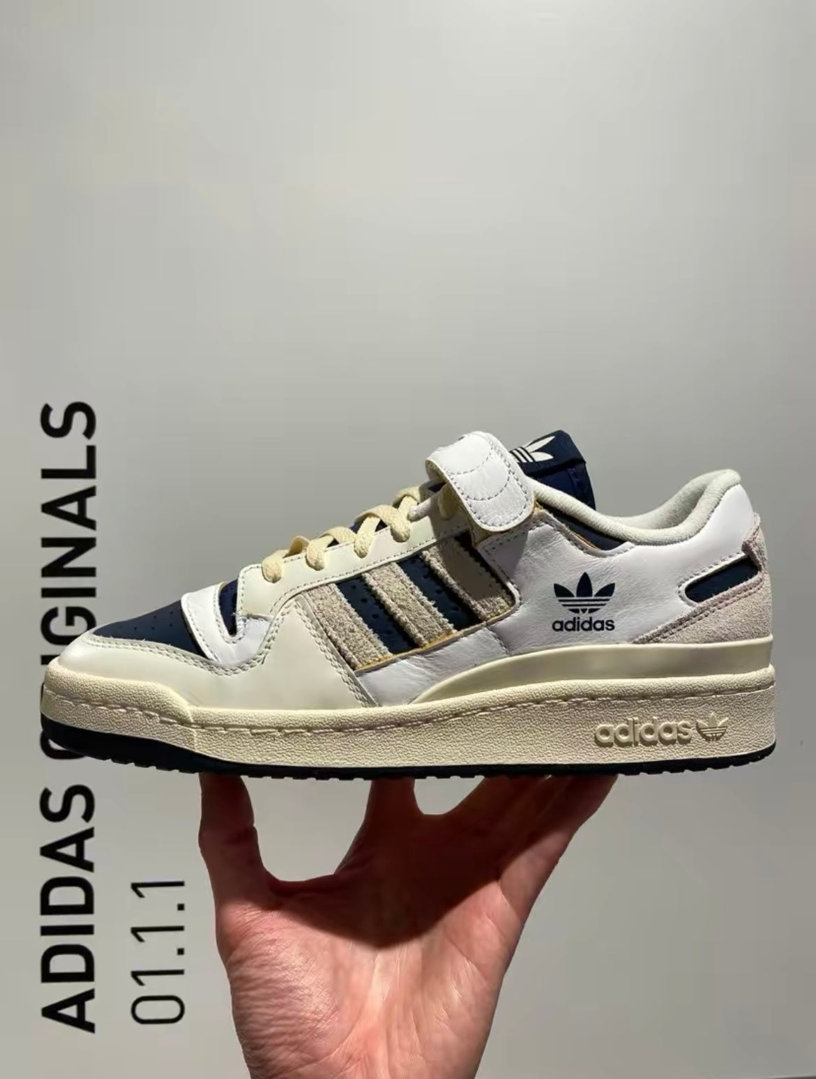 adidas Originals Forum 84 Low Sneakers White Navy GZ6427