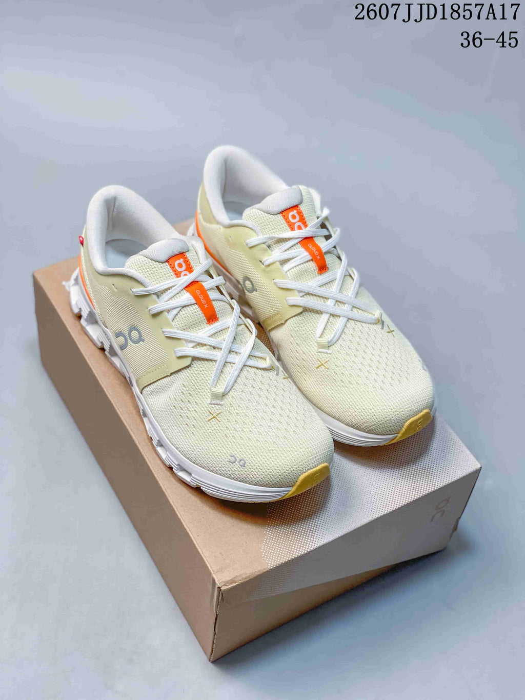 On Cloud X 4 Low-Top Sneakers Cream Orange