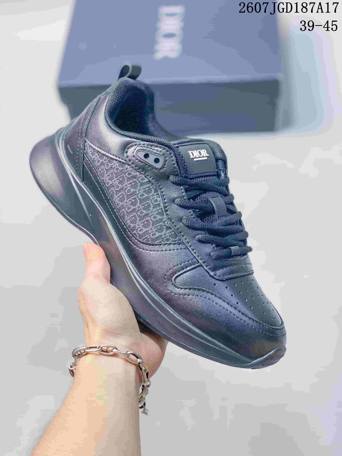 Dior B25 Runner Low-Top Sneakers 07JGD187A17