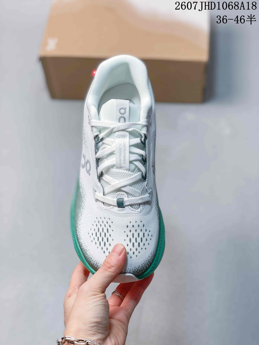 On Cloudsurfer 3 White Green Running Sneakers 2607JHD1068A18