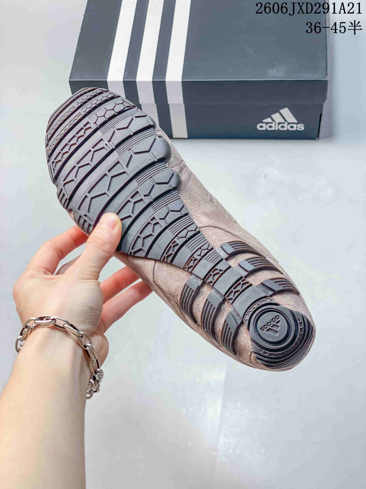 adidas Originals Ghost Sprint Sneakers Beige 2606JXD291A21