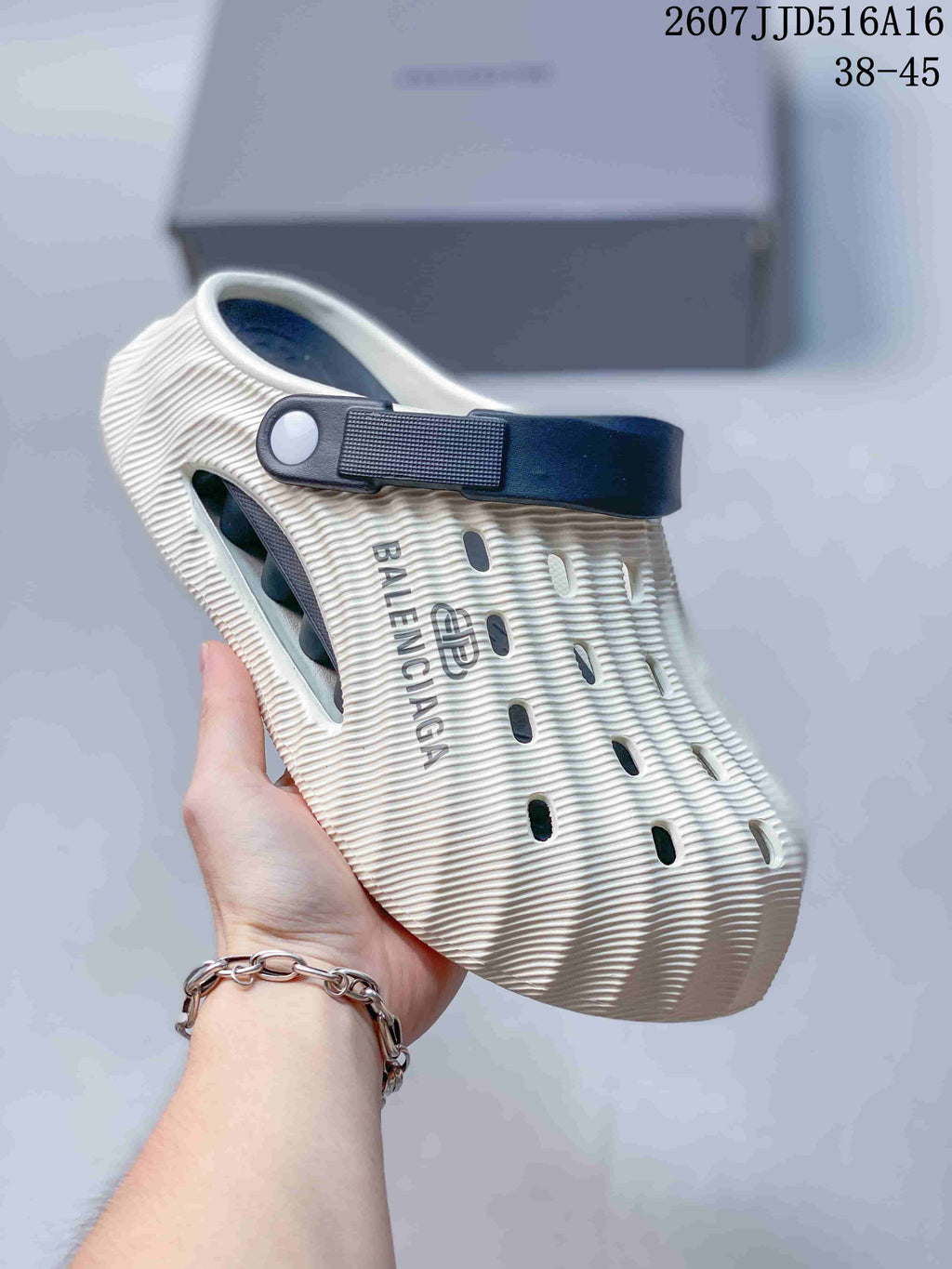 Balenciaga 2607JJD516A16 Clog Sandals Off-White Navy
