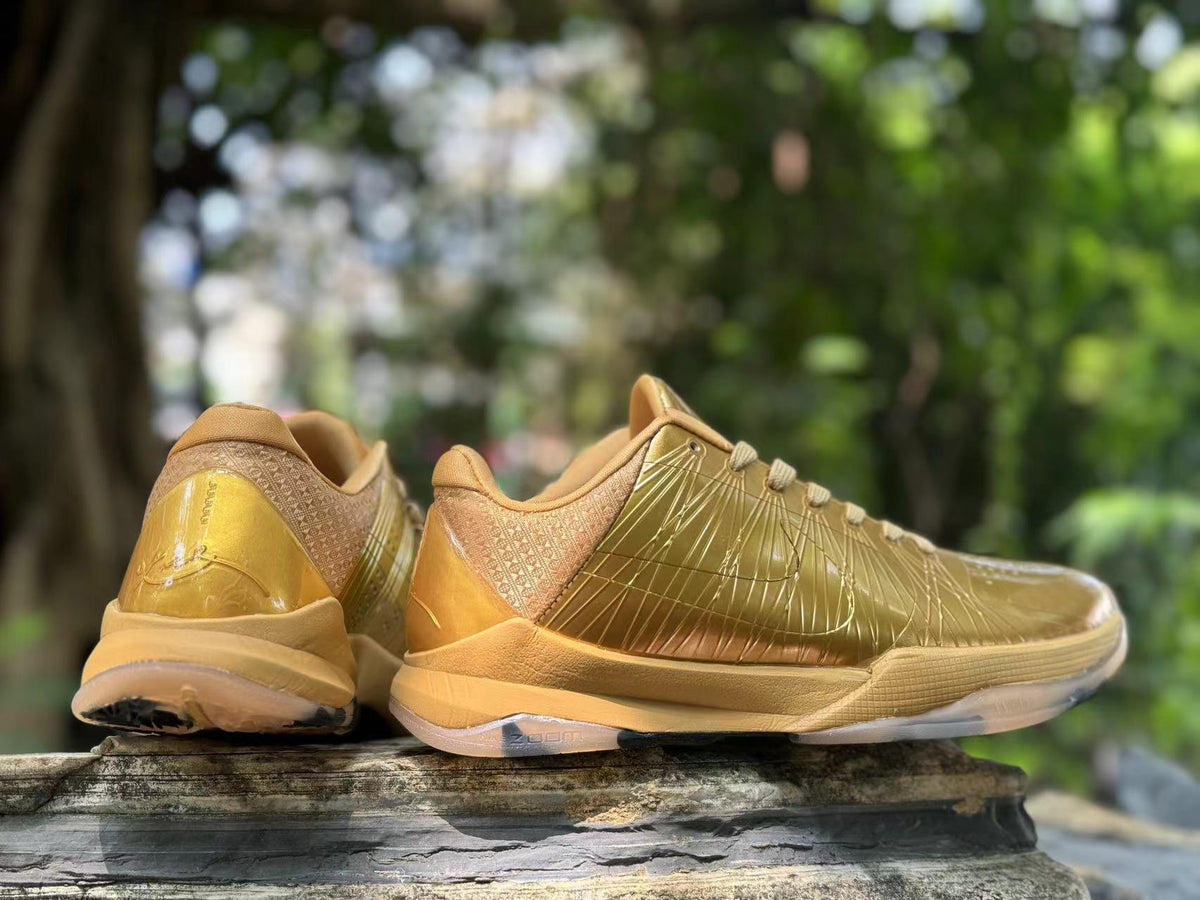 Nike Kobe 5 Basketball Shoes in Metallic Gold