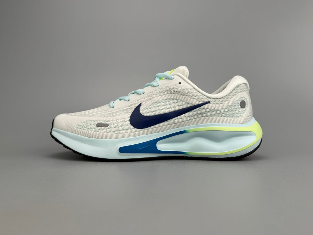 Nike Journey Run Running Shoes FN0228-101