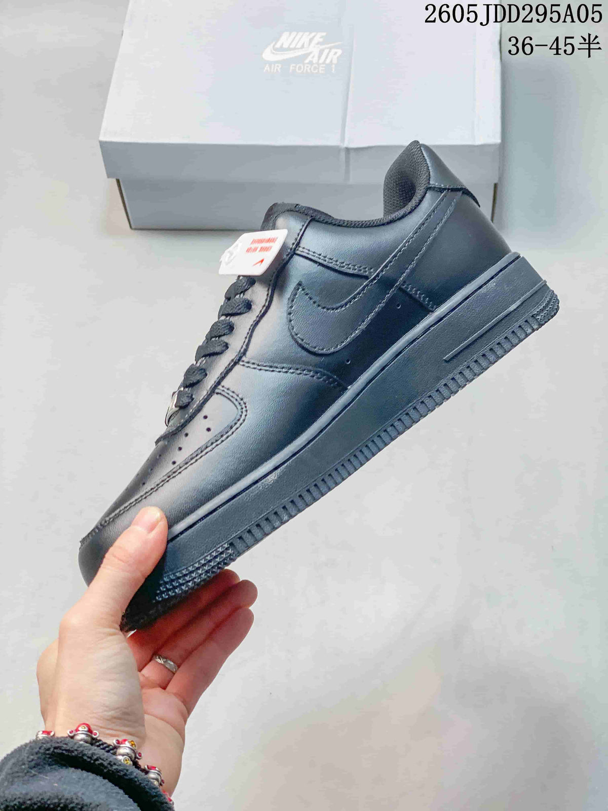 Nike Air Force 1 '07 LV8 Low Sneakers Black IR5599-00