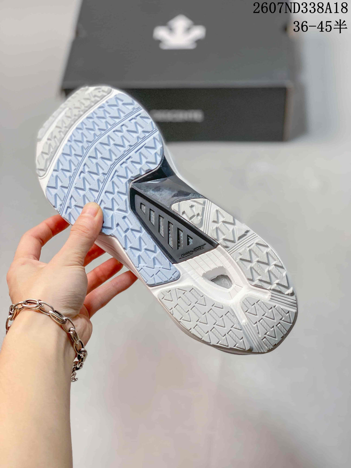 Descente D.F. Wire 3.0 White Sneakers 2607ND338A18