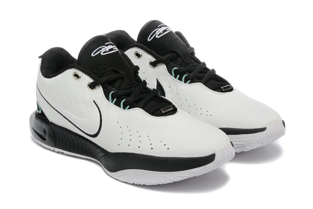 Nike 870-17 White and Black Basketball Sneakers