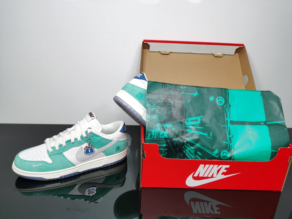Nike SB Dunk Low Kasina White Mint Green Sneakers