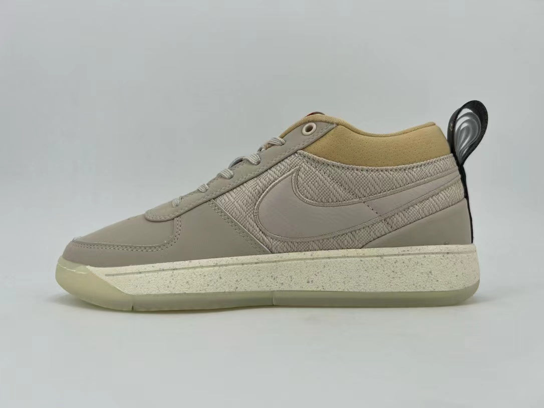 Nike Low-Top Sneakers in Cream and Beige