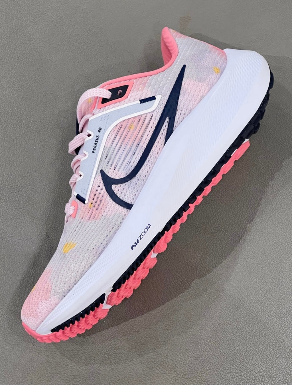 Nike Air Zoom Pegasus 40 Running Shoes Pink White DV7890-600