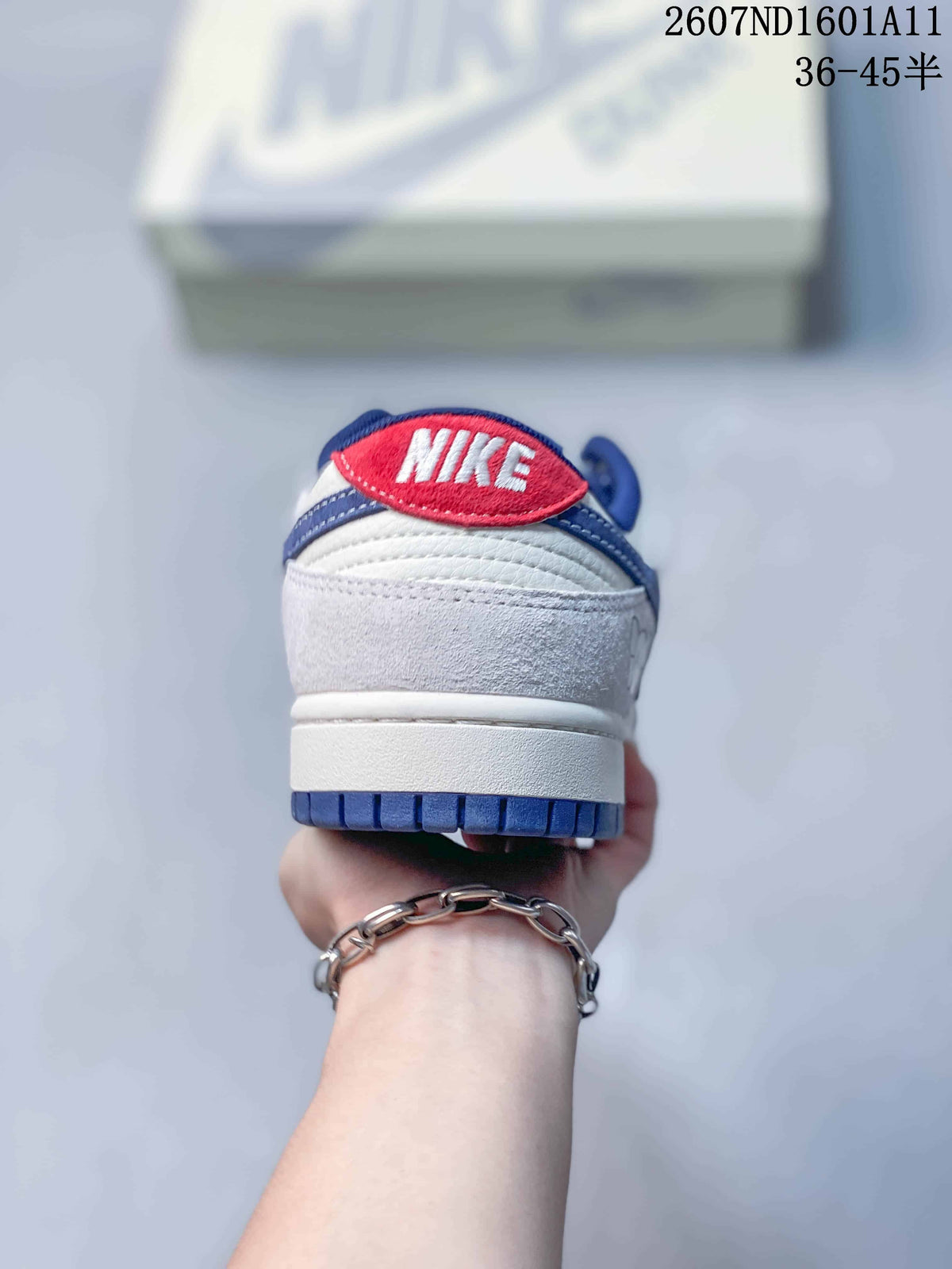 Nike SB Dunk Low White and Blue Sneakers 2607ND1601A11