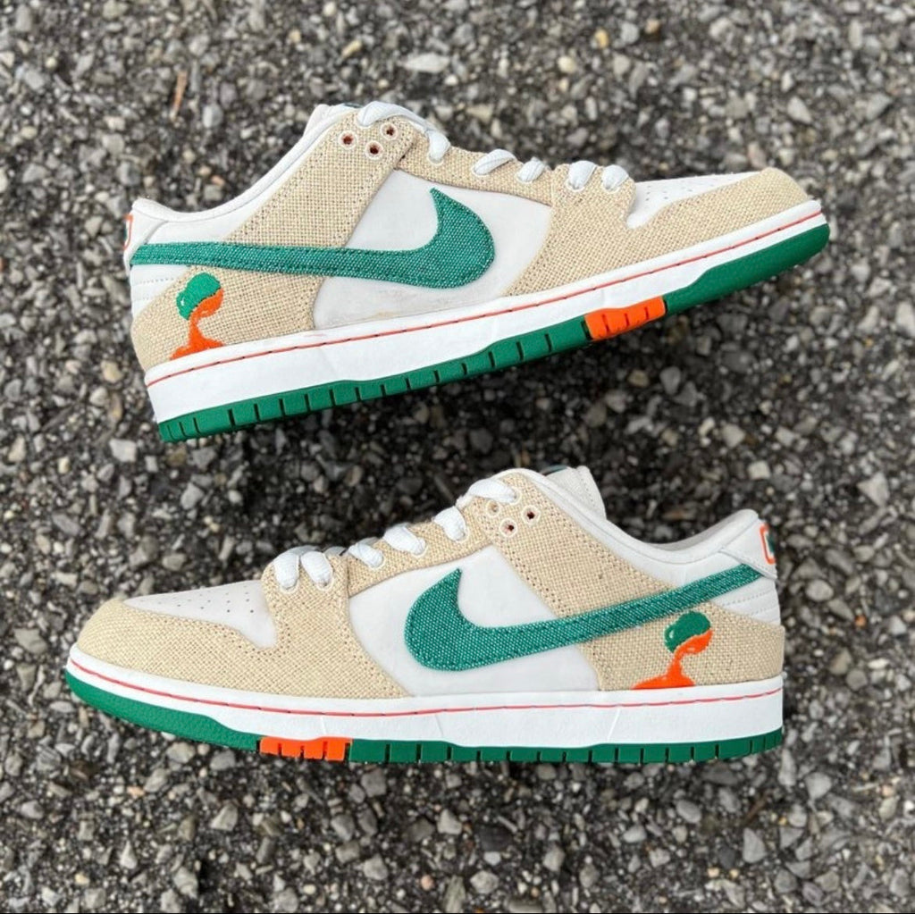 Nike SB Dunk Low Jarritos Collaboration Sneakers FD0860-001