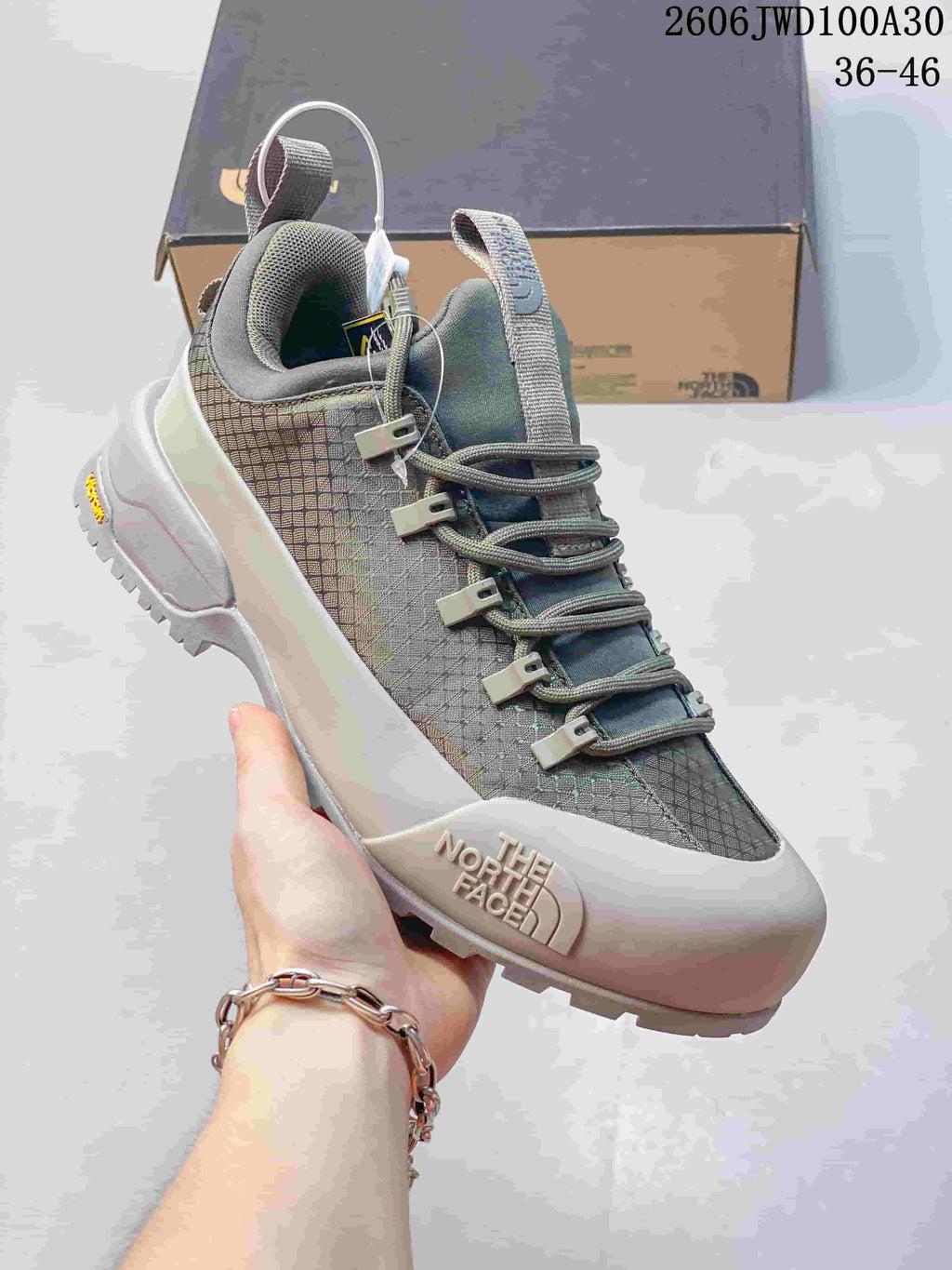 The North Face Glenclyffe Low-Top Outdoor Shoes