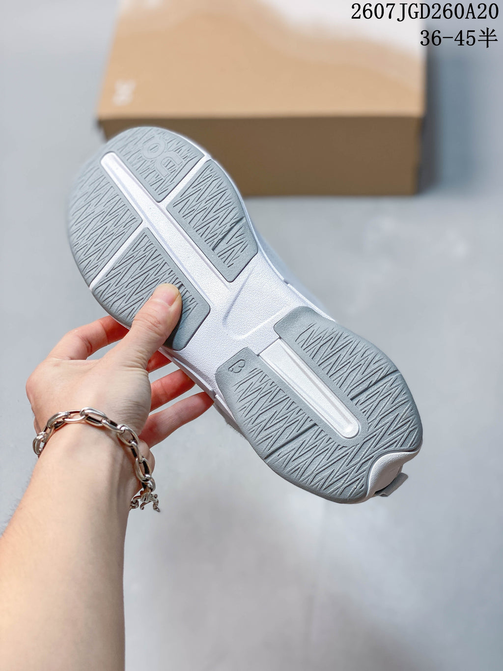 On Cloudnova Sneakers Light Gray White