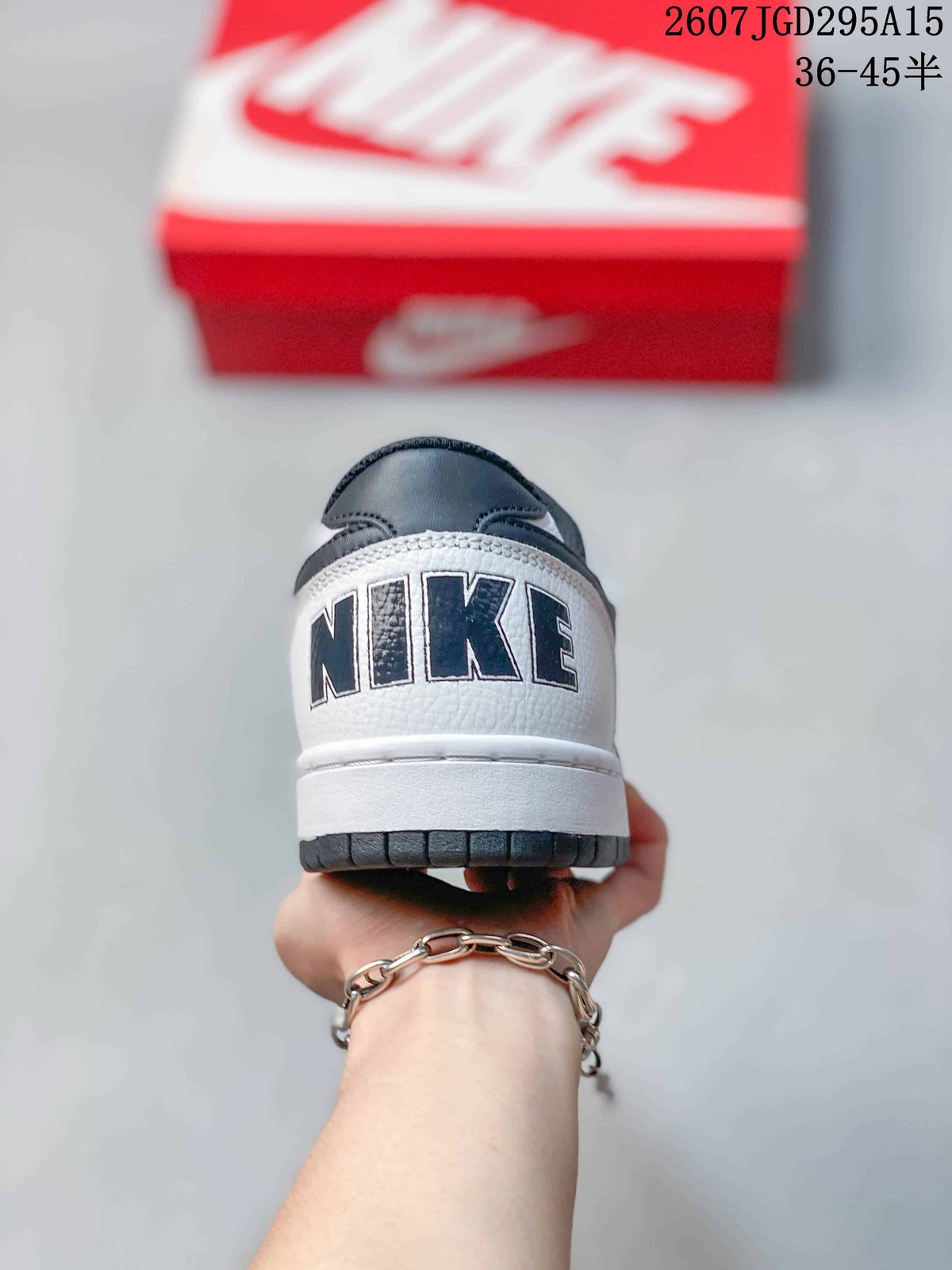 Nike SB Dunk Low Pro White Black Sneakers 2607TGD295A15