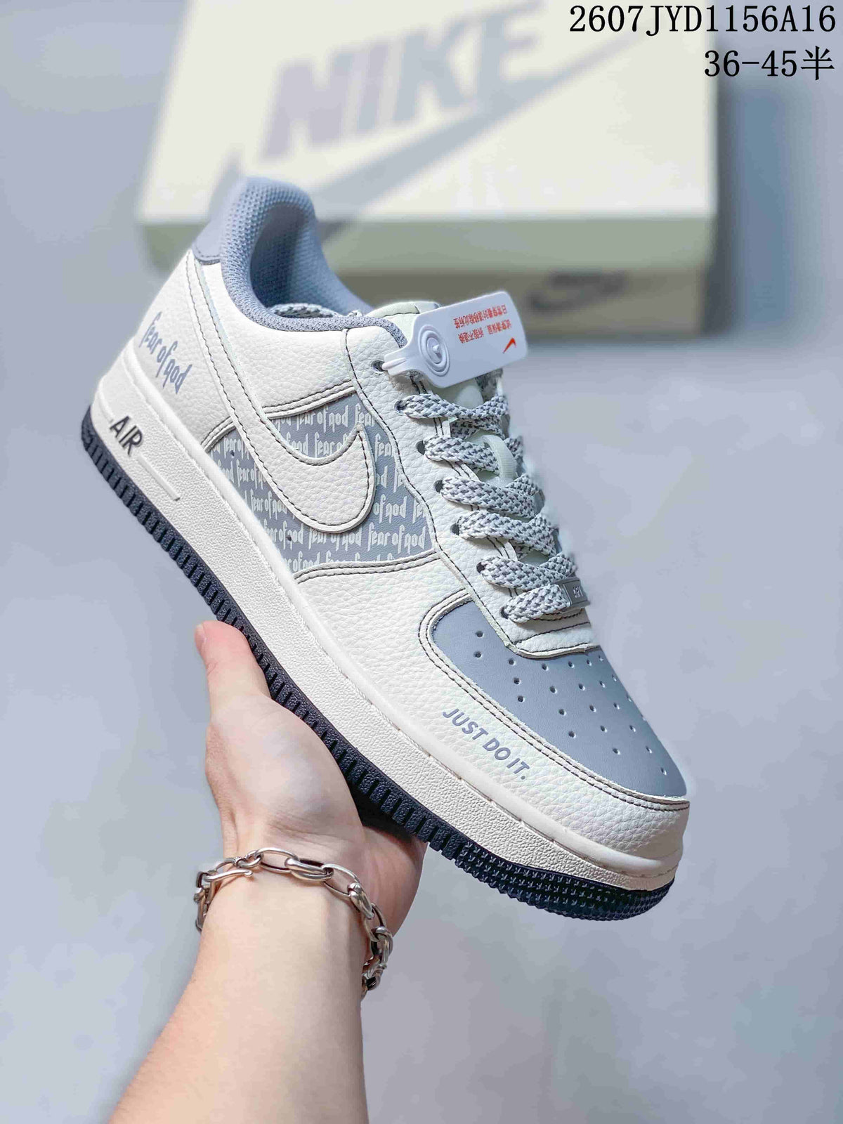 Nike Air Force 1 '07 Low Sneakers