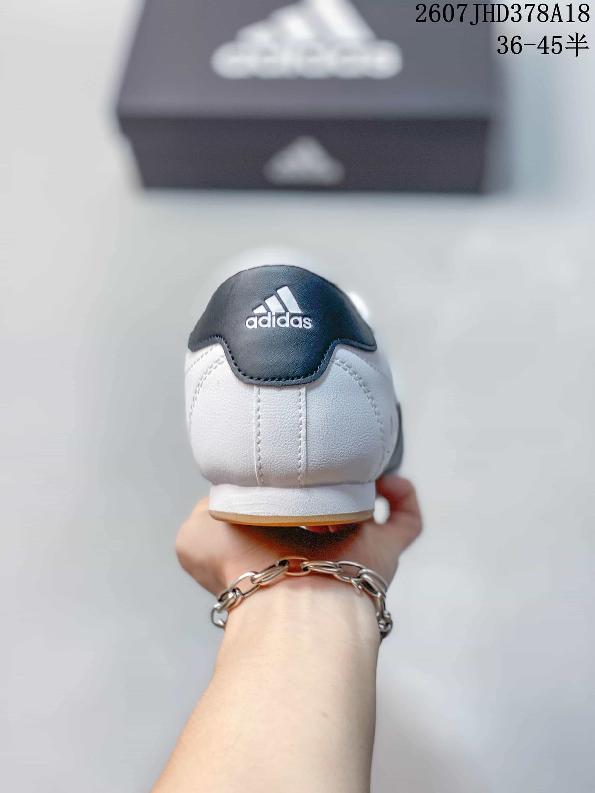 adidas Taekwondo SMIL-LS Low-Top Sneakers White Navy
