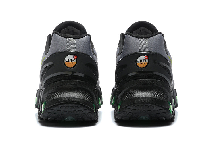 Nike Air Max Sneakers in Grey, Black and Green