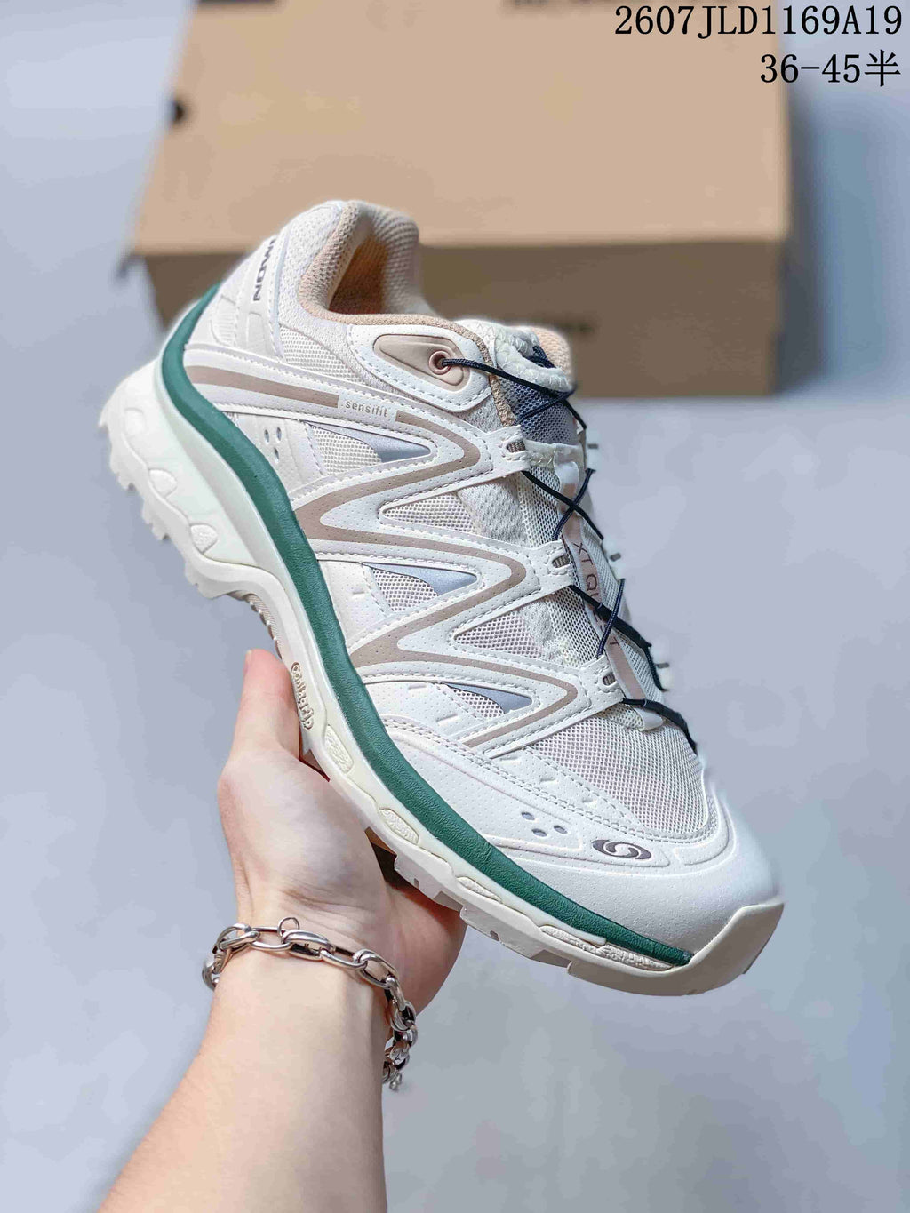 Salomon XT-Quest Trail Sneakers White Green Pink 2607JLD1169A19